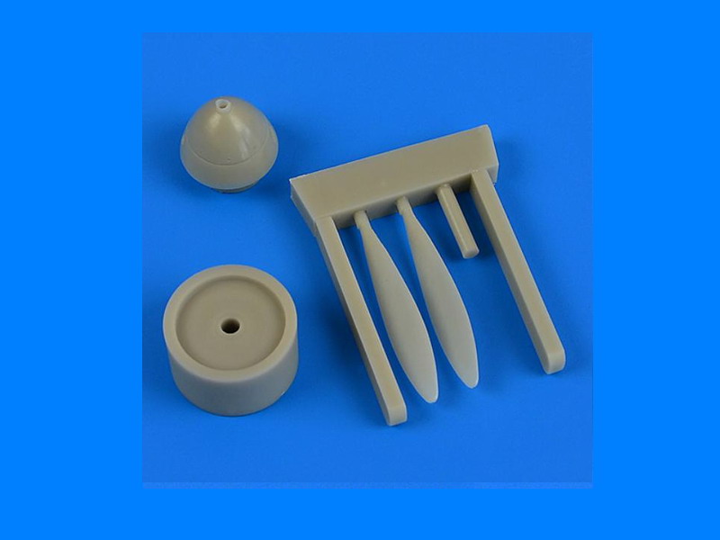 QB72529 I-153 propeller "C"w/ tool 1/72